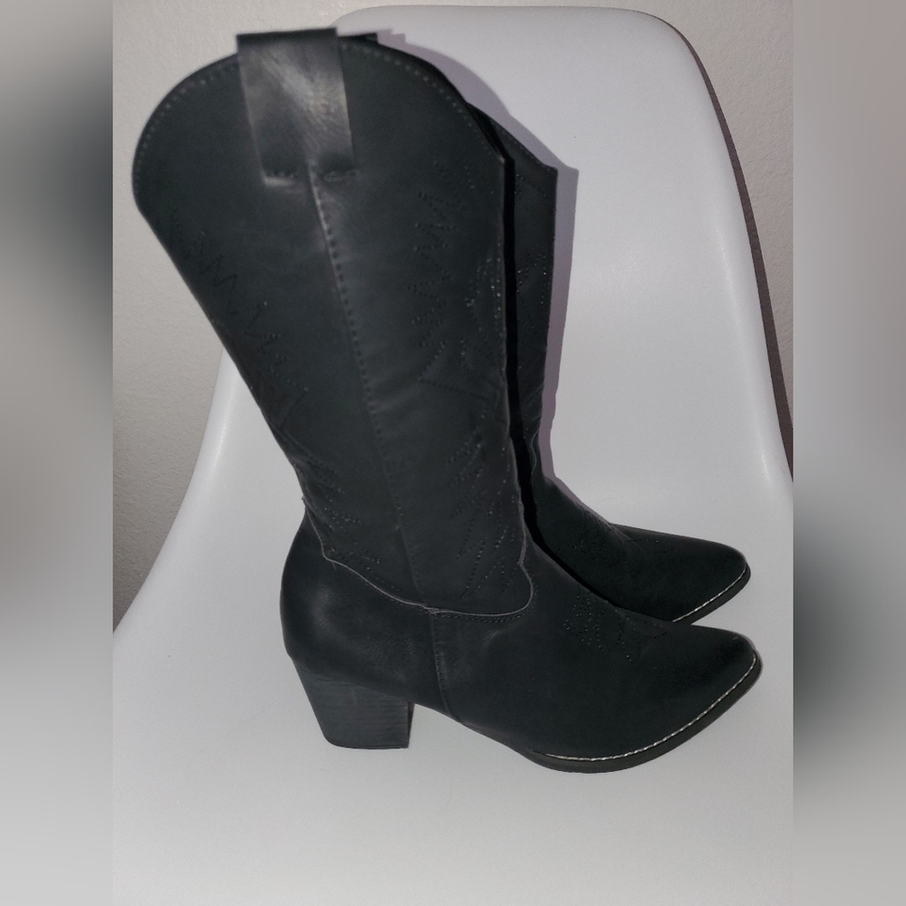 Dolls Kill Stomp Your Feet Cowboy Boots Sold Out Vegan Size 10